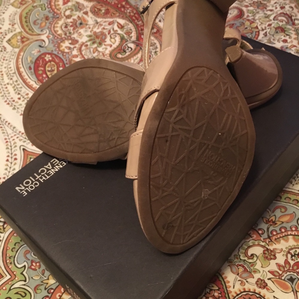 Sandals - Picture 3 of 4